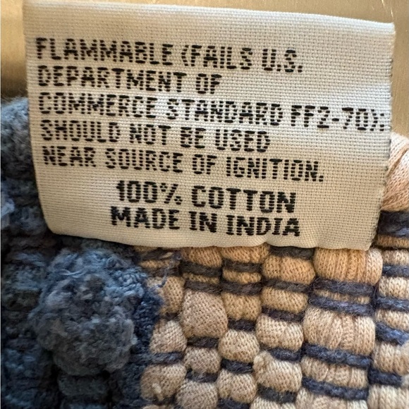 Indian Handwoven Rag Rug - Picture 2 of 5